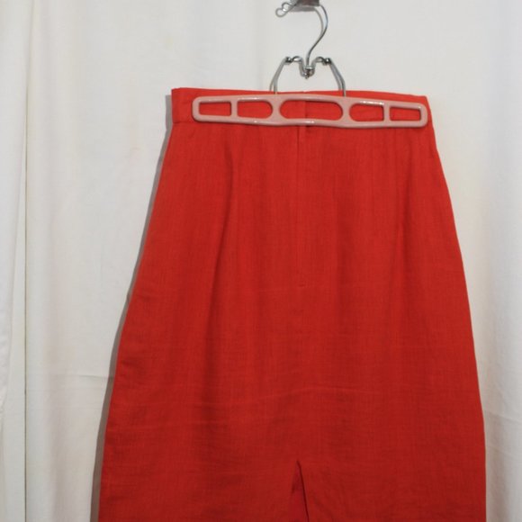 Chris Santagato 100% Linen Skirt Suit. (2 pcs) - Picture 5 of 7